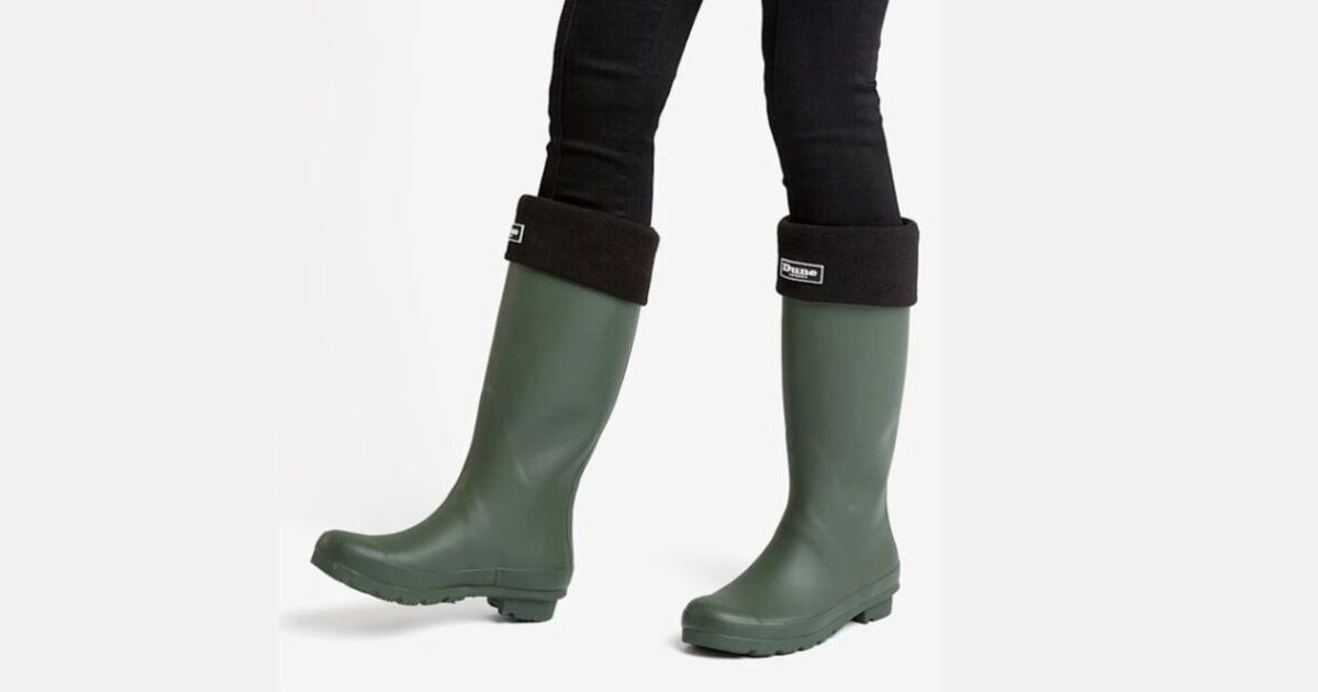 ‘Stylish’ Dune wellie boots ideal for ‘muddy season’ half price at £35