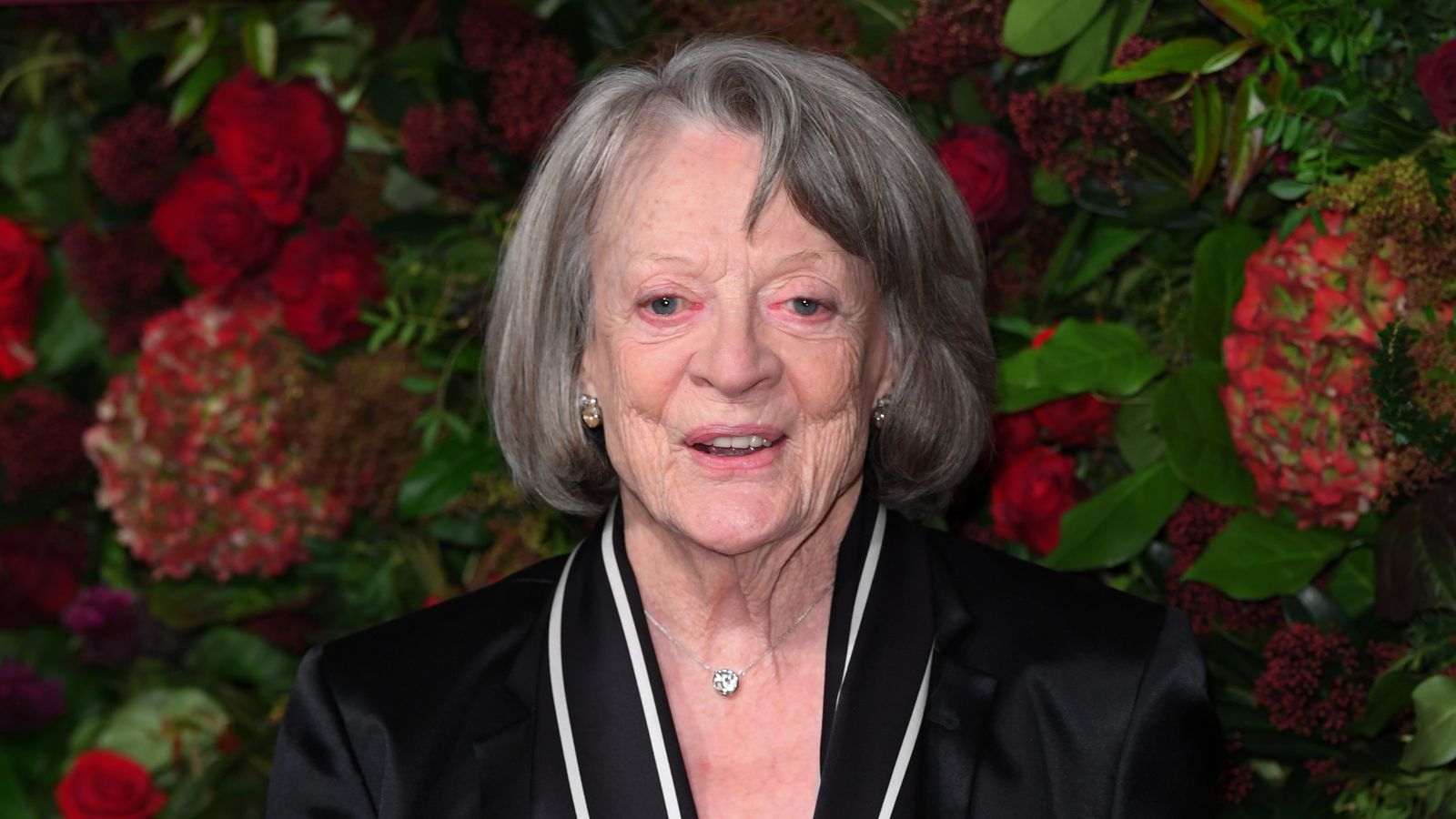 Dame Maggie Smith, known for playing Professor McGonagall in Harry Potter, has died aged 89 | Ents & Arts News