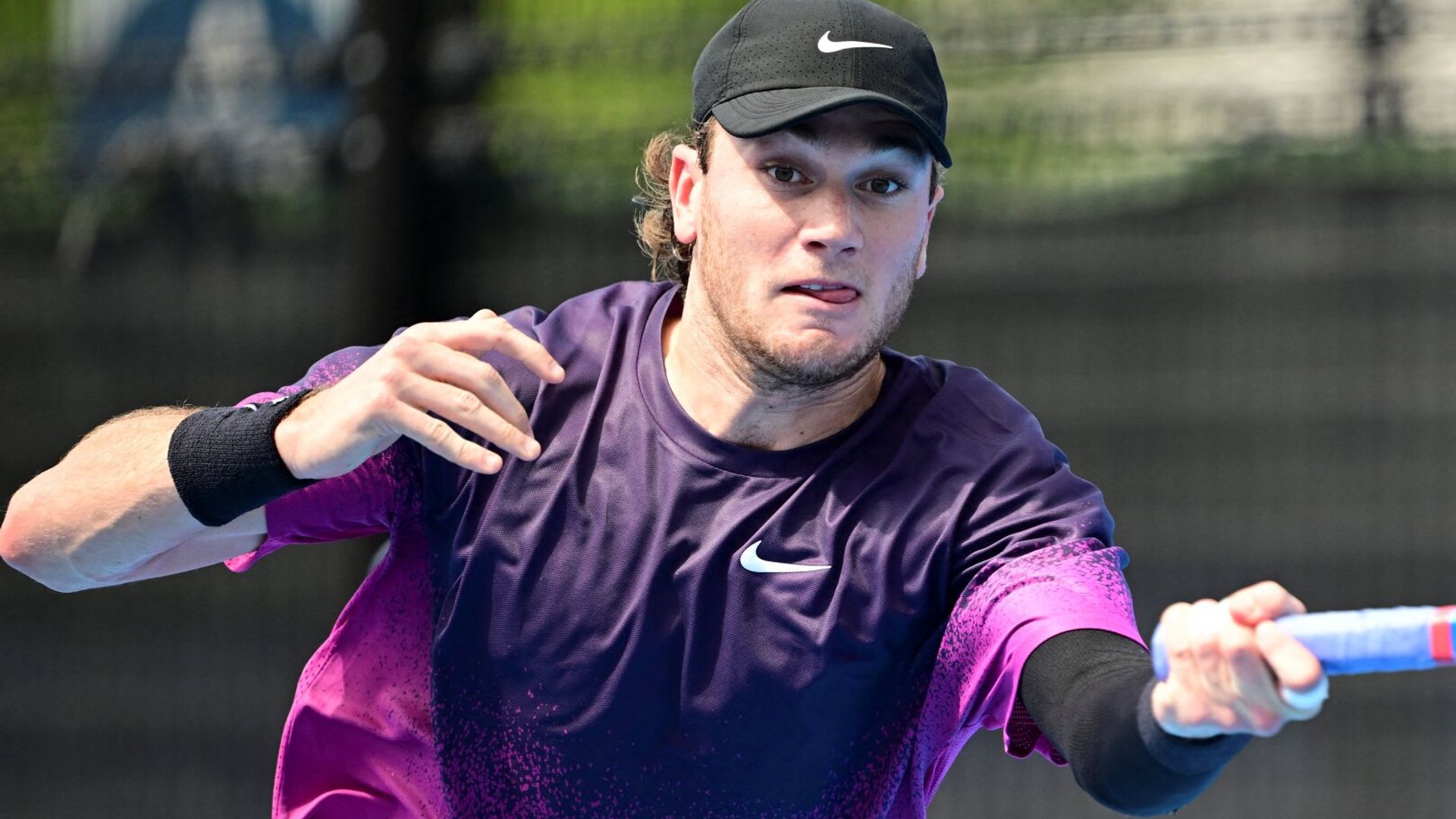 Draper wins first singles match since US Open to progress in Japan