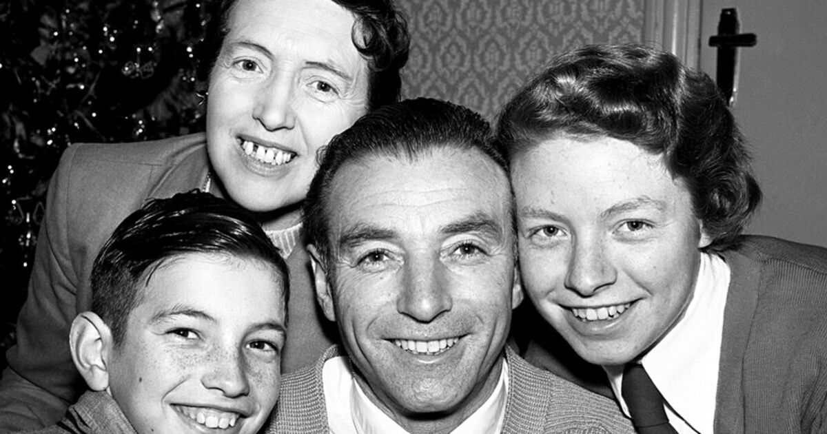 Sir Stanley Matthews’ secret political life to be disclosed in new book | Football | Sport