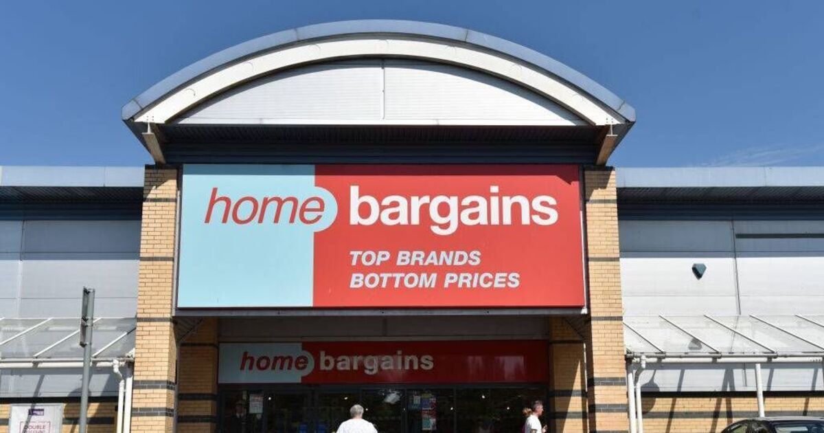 Home Bargains fans say retailer’s cheap Christmas decor ‘look expensive’