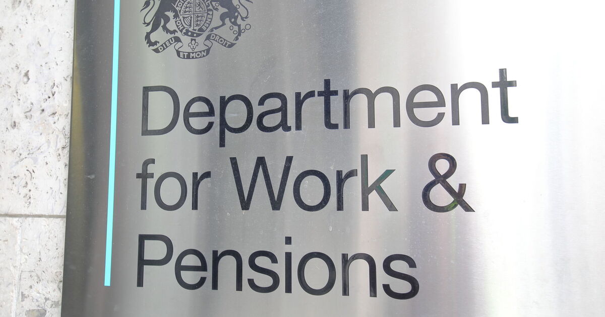 DWP hands £500 cost of living payments to UK households | Personal Finance | Finance