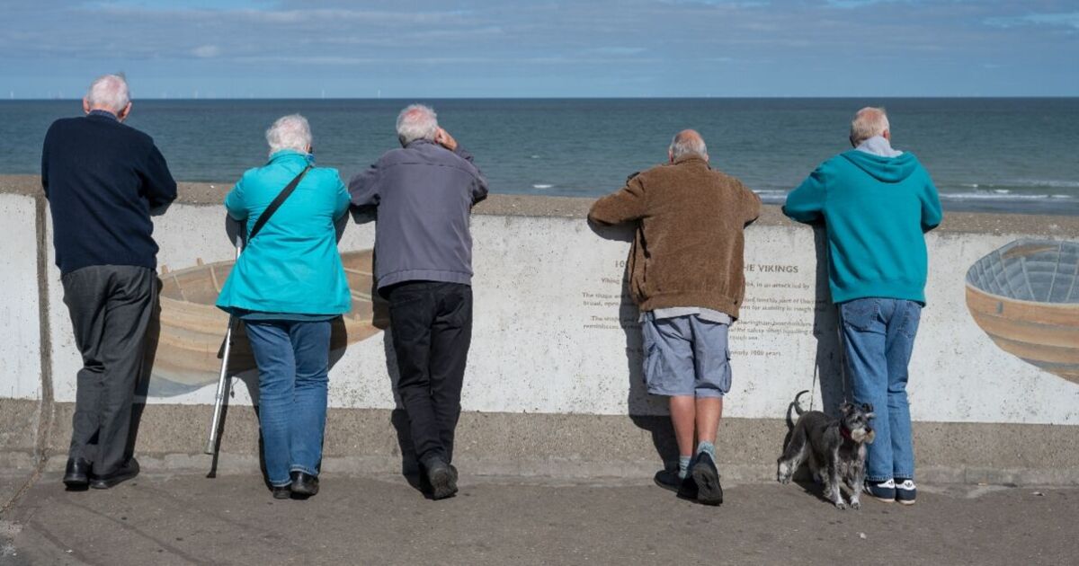 POLL: Should DWP State Pension age be raised to 71? | Personal Finance | Finance