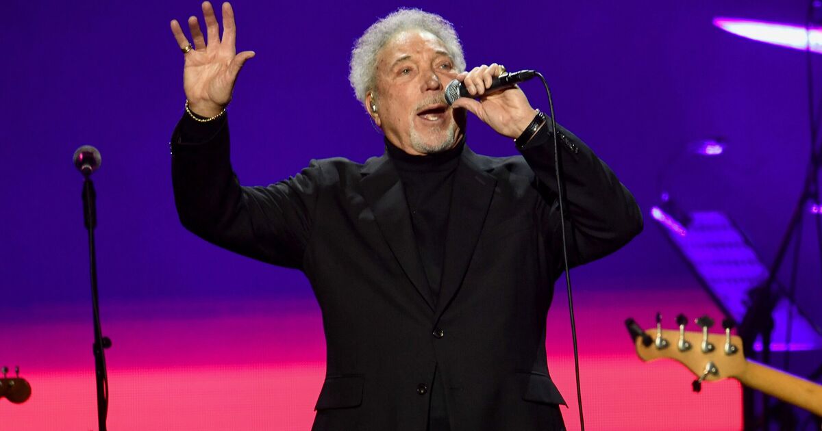 Tom Jones’ best songs ever ranked – What’s New Pussycat only number 10 | Music | Entertainment
