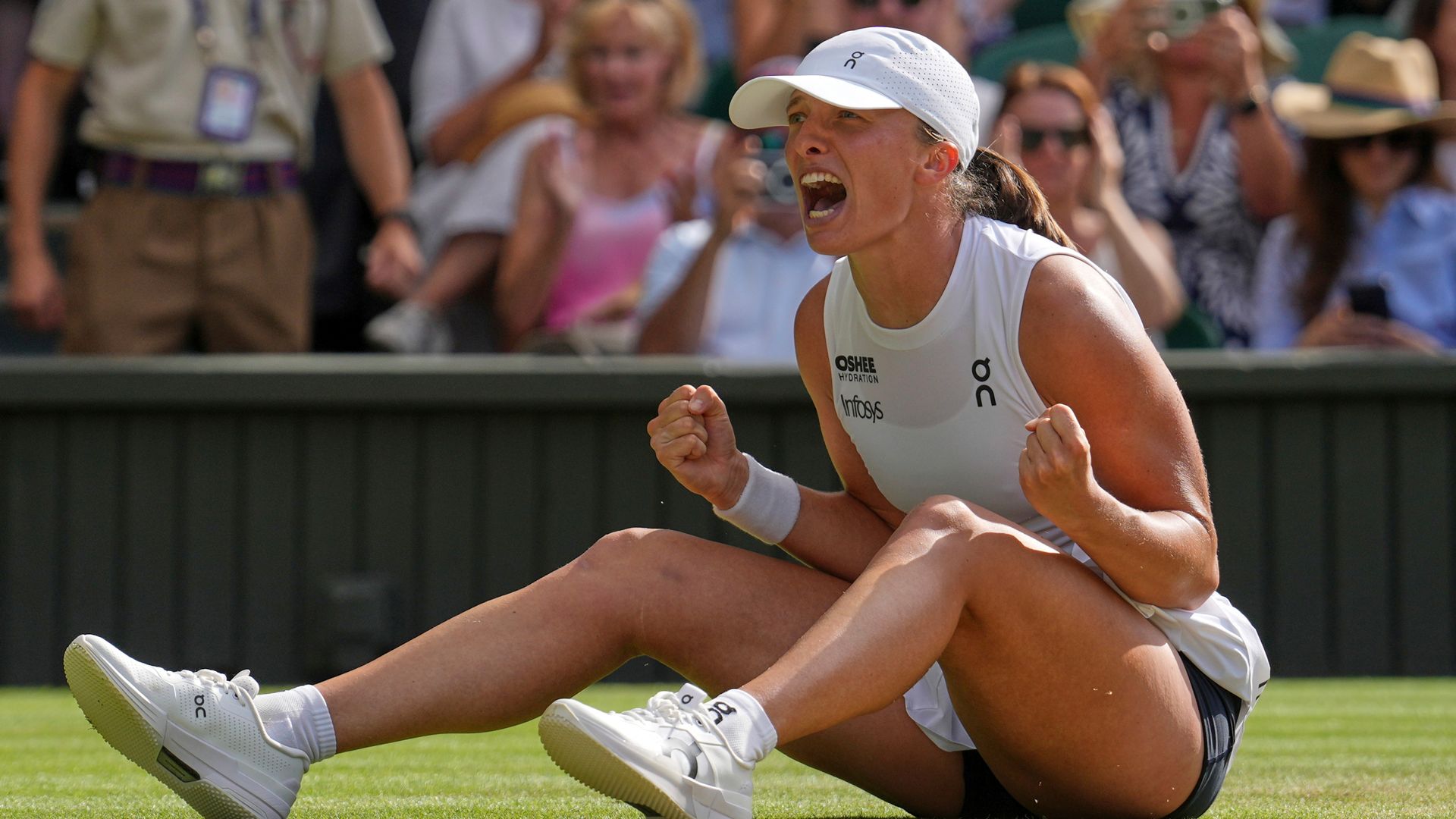 Swiatek dishes out first 6-0 6-0 scoreline in Wimbledon final for 114 years